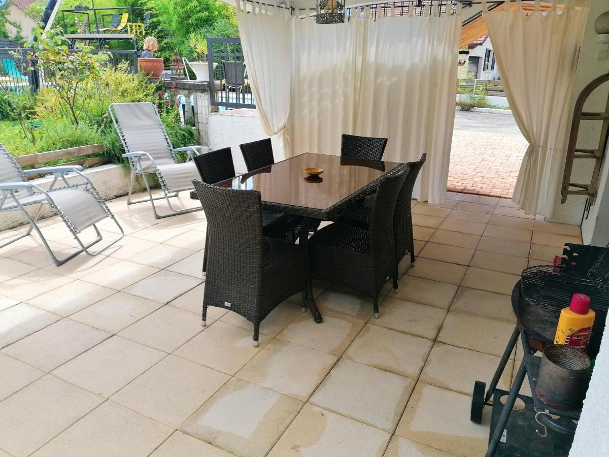 Appartement de 2 chambres avec piscine partagee et jardin clos a Voreppe Extérieur photo